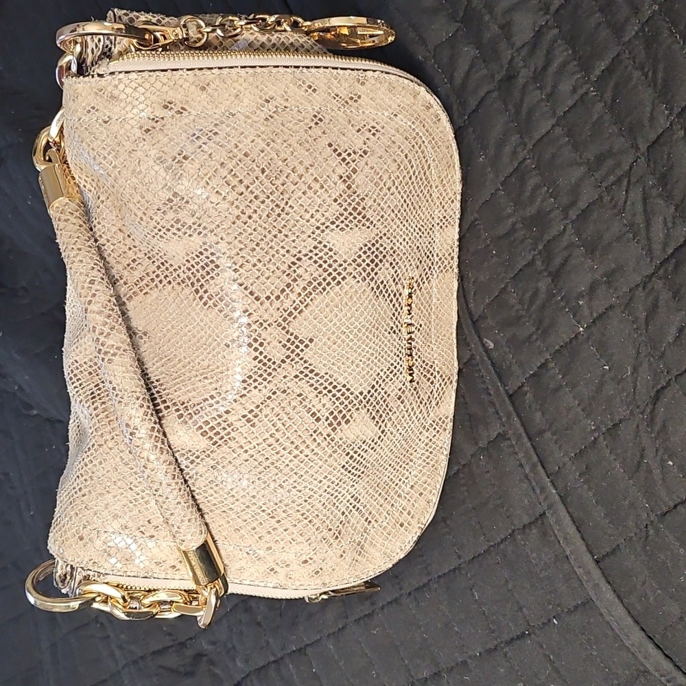 Purse - Picture 3 of 12